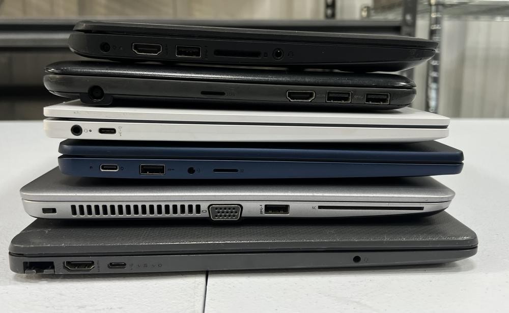 HP Elitebook 840 G3, 250 GB Notebook, Dell Chromebook 14a nf0131wm – Lot of 6