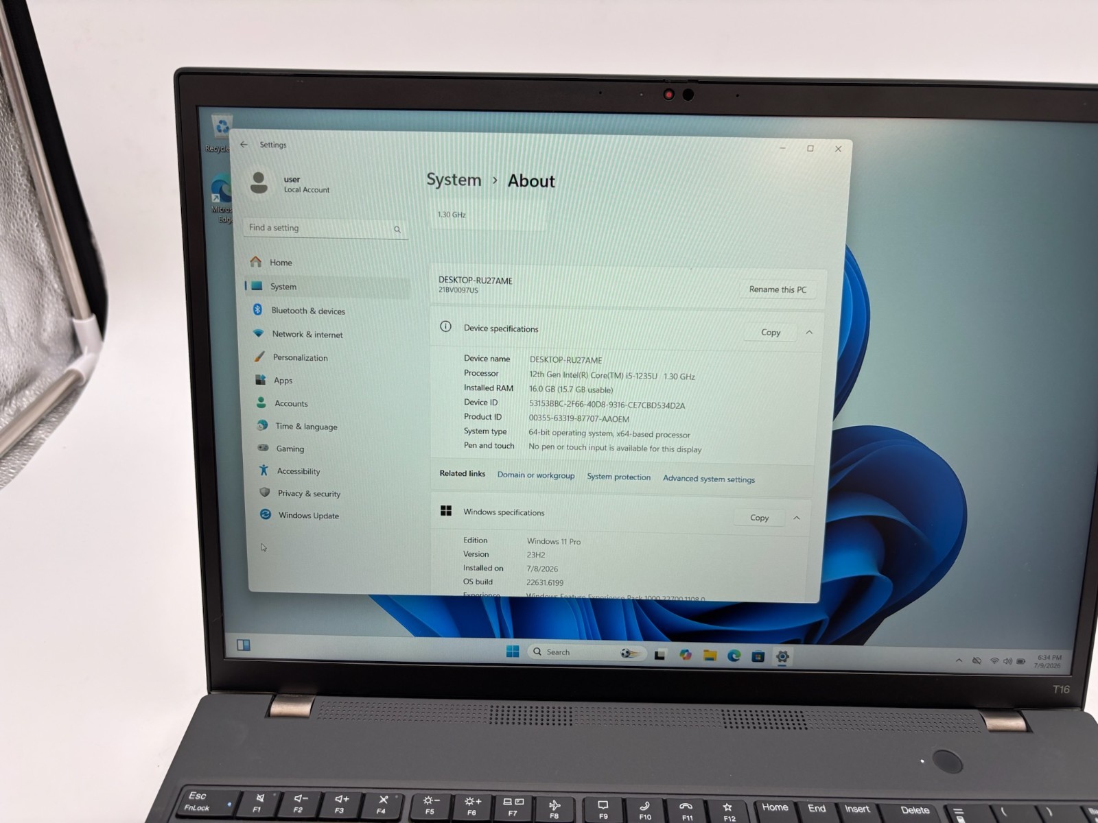 Lenovo ThinkPad T16 Gen 1 16″ 512 GB SSD 16 GB RAM i5-1235U Windows 11 Pro