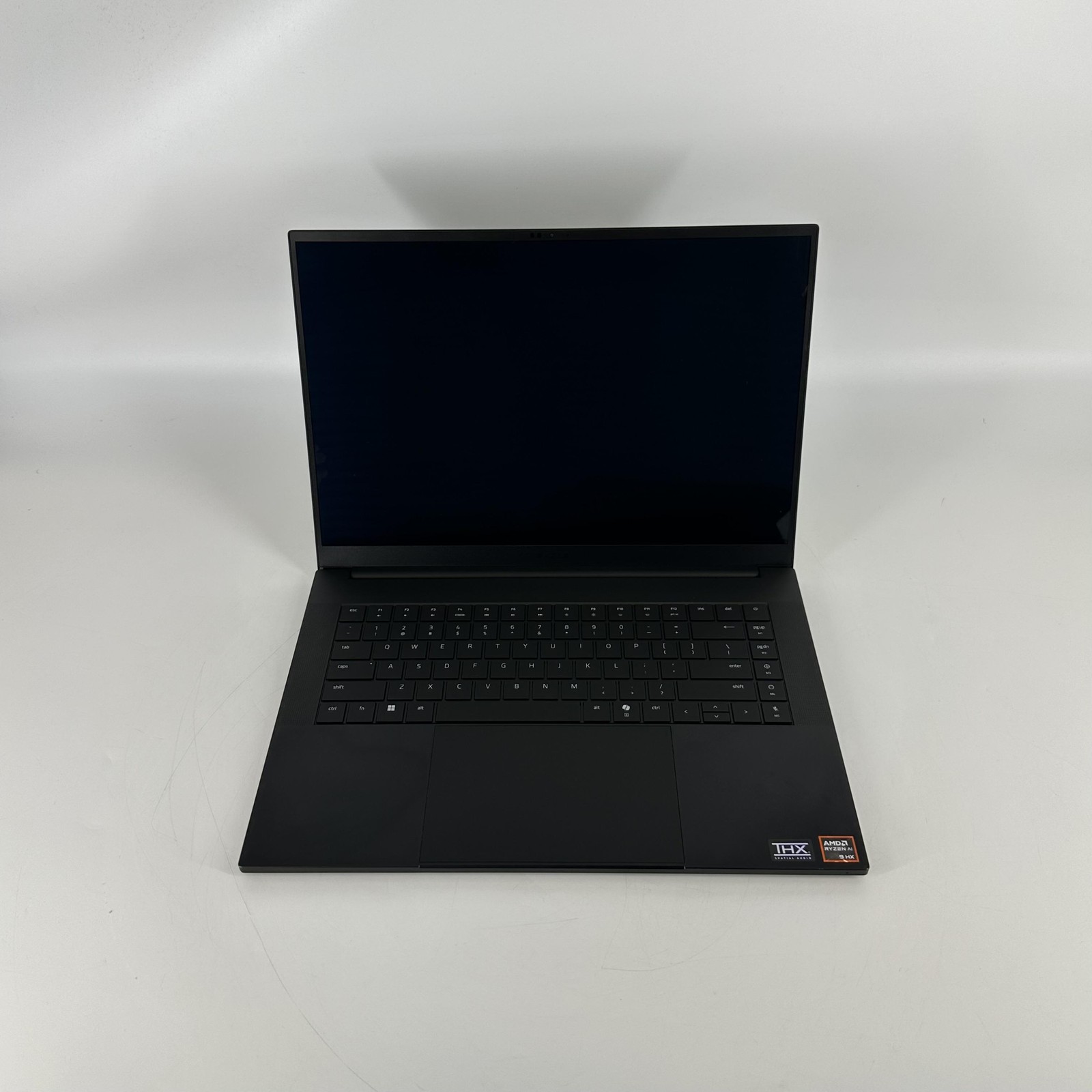 Razer Blade 16 240Hz QHD+ 2.0 GHz Ryzen AI 9 HX 370 64GB 2TB/2TB RTX 5090