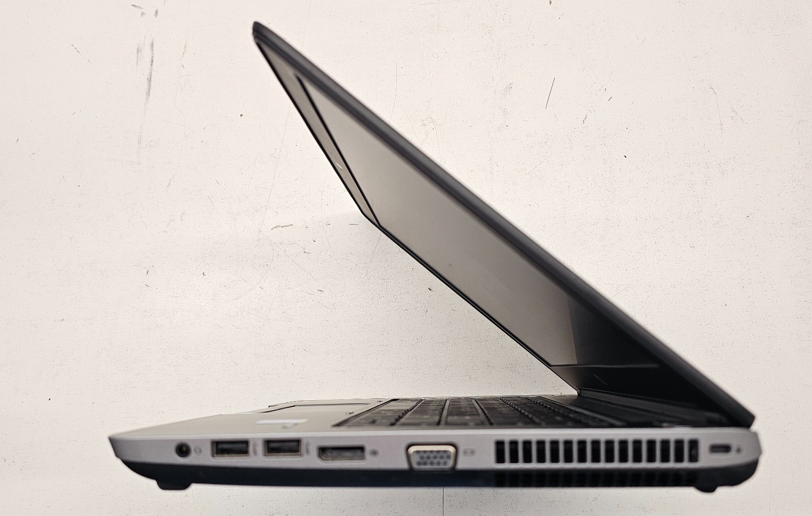HP ProBook 640 G1 14″ Laptop Intel i5-4300M 2GB Ram NO HD/OS (FL)