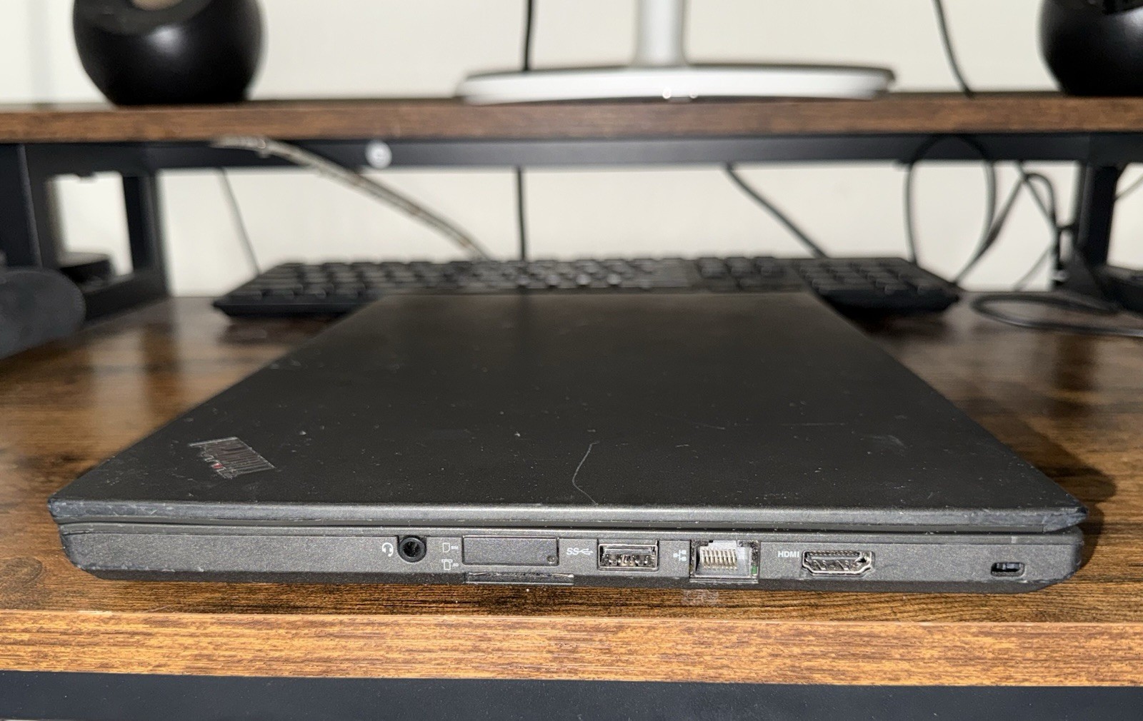 Lenovo ThinkPad T460 14″ | Intel i5-6200U | 8GB RAM | 240GB SSD | Windows 10 Pro
