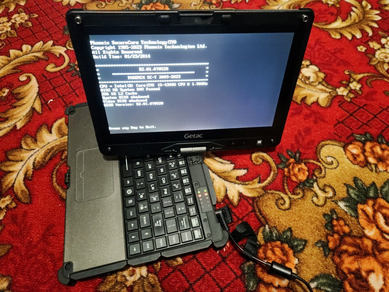 GETAC V110 CORE i5-4300U + 128gb SSD m.2 + caddy + 2x batteries + Charger