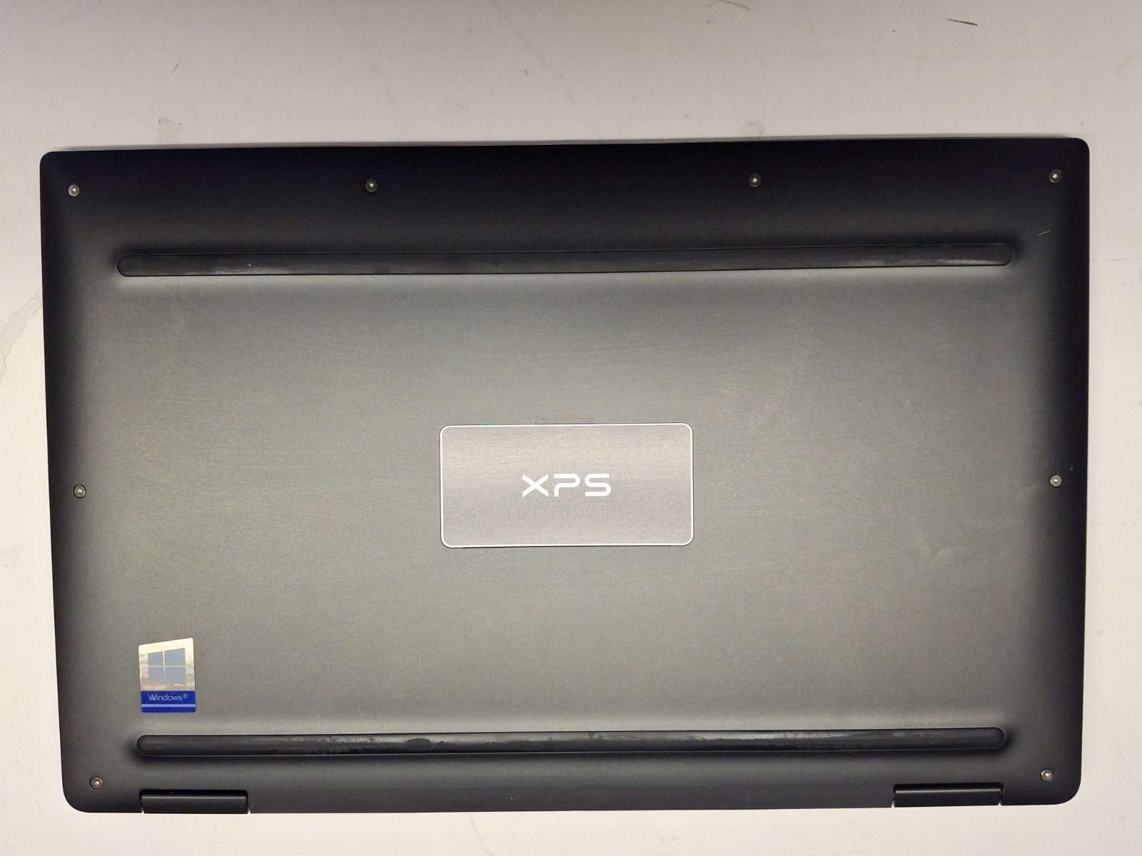 Dell XPS 13 9365 (2-in-1) QHD+ TOUCH i7-7Y75 1.30GHz 16GB 256GB SSD AC Adapter