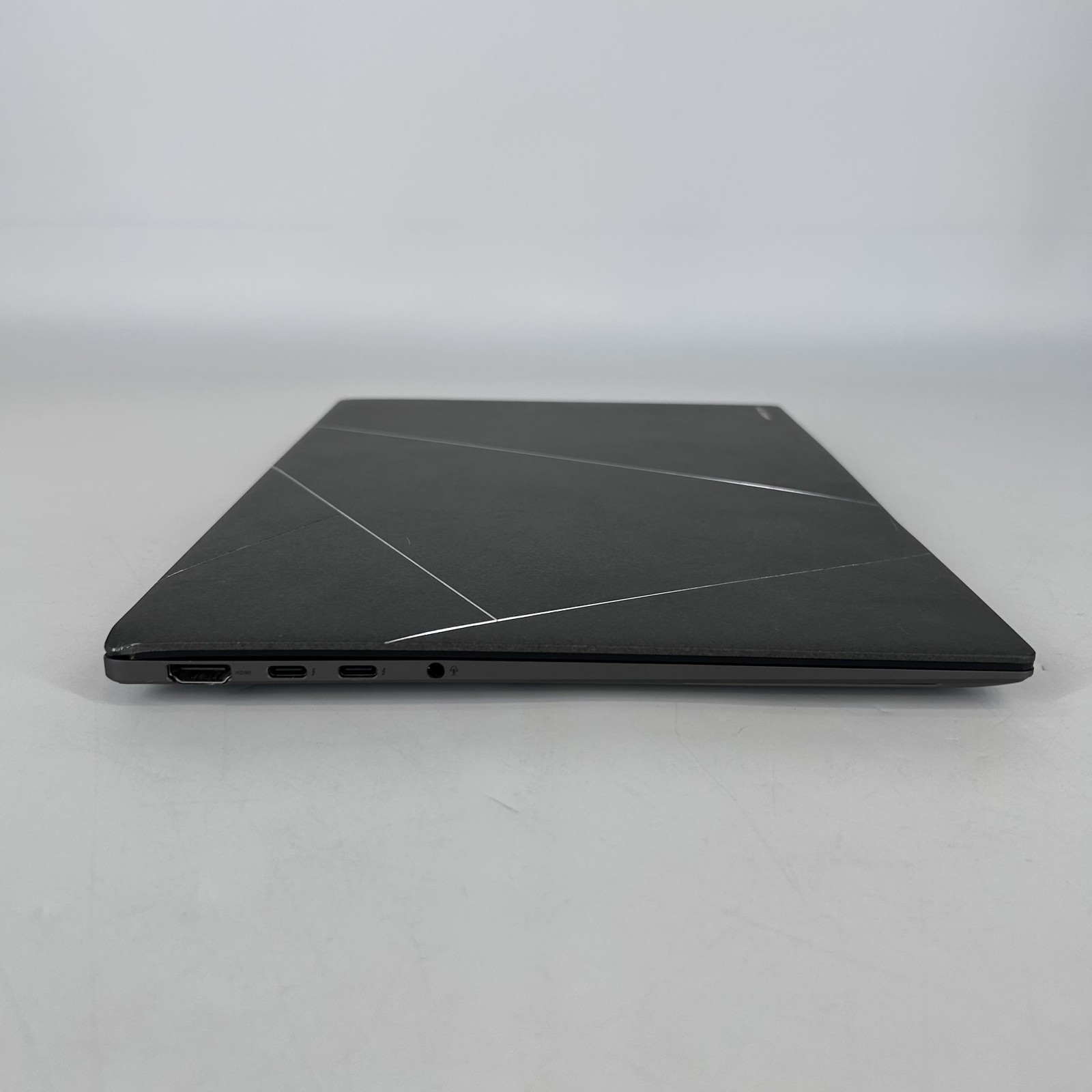 Asus Zenbook S 14 QHD+ TOUCH 2.2 GHz Ultra 7 258V 32GB 1TB SSD CRACKED SCREEN