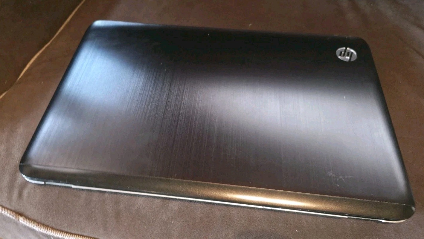 HP Pavilion 17.3″ DV7-6B55DX Laptop Intel i5-2430M 2.4GHz 8GB NO HDD NO Charger