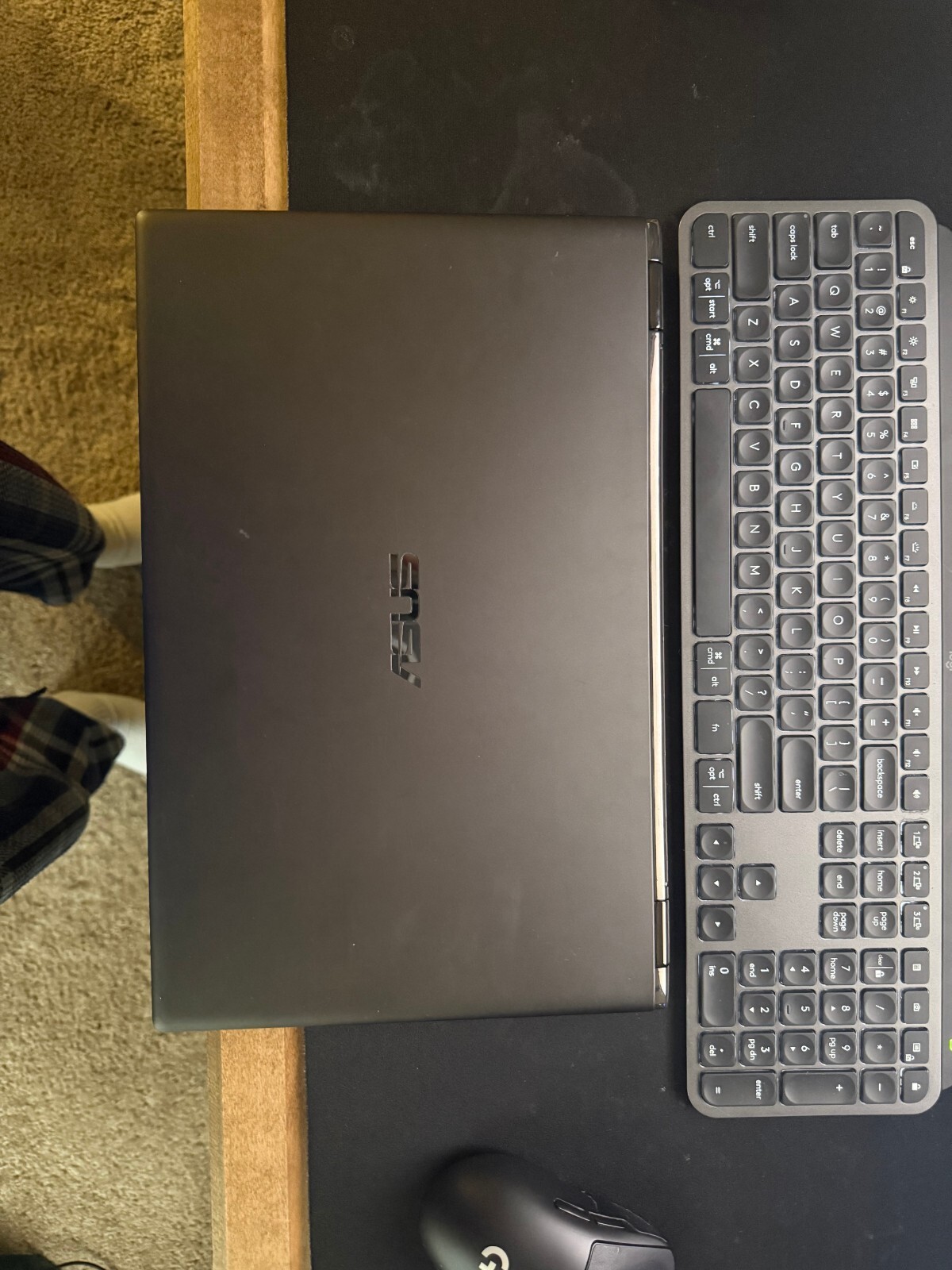 ASUS ZENBOOK TOUCH SCREEN Q536FD i7 8565U 16GB RAM 256GB SSD & 2TB Sata