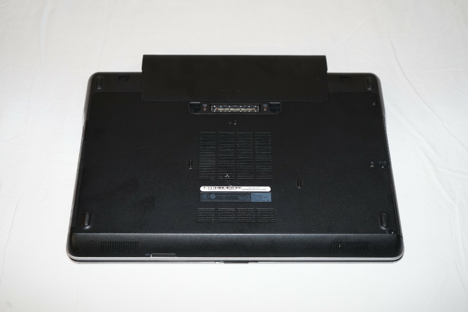 ^ Dell Latitude E6440 14″ Intel Core i5-4300M @ 2.60GHz 8GB Ram No HD #C1418