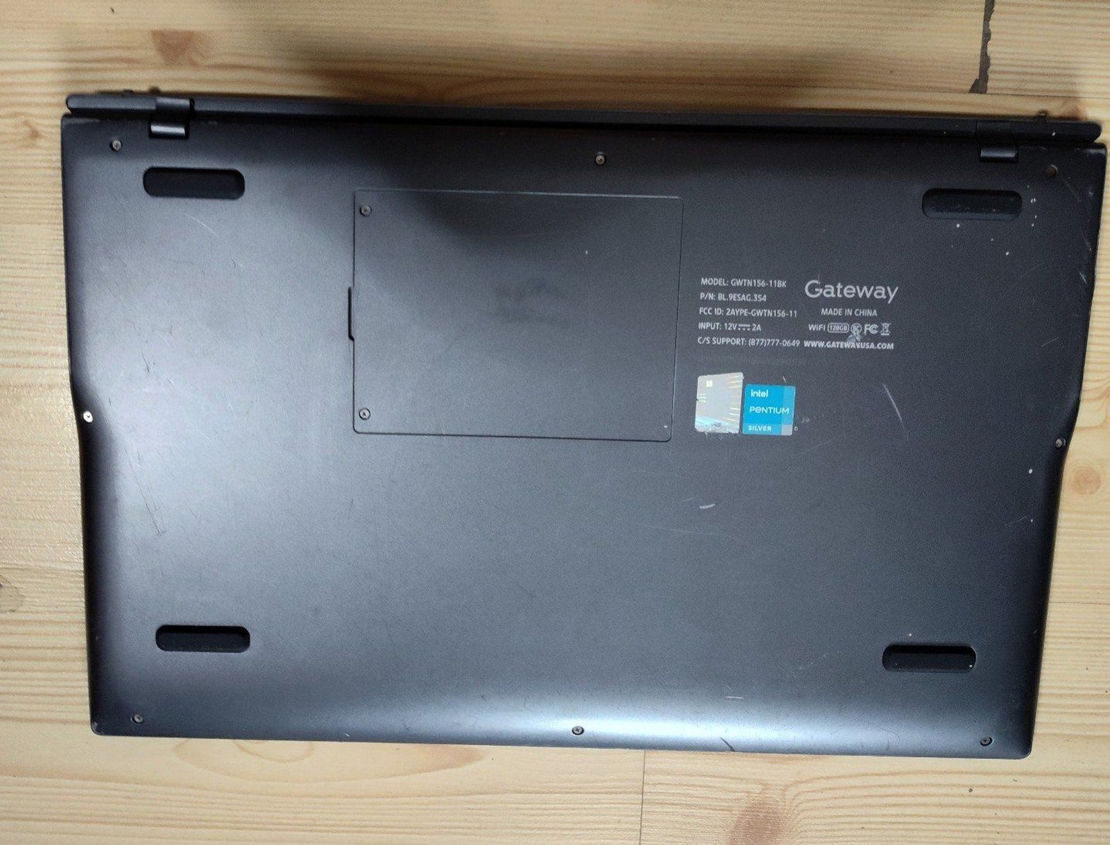Gateway GWTN156-11BK Celeron N5020 1.10 GHZ 4GB RAM 128GB eMMC- Parts Only