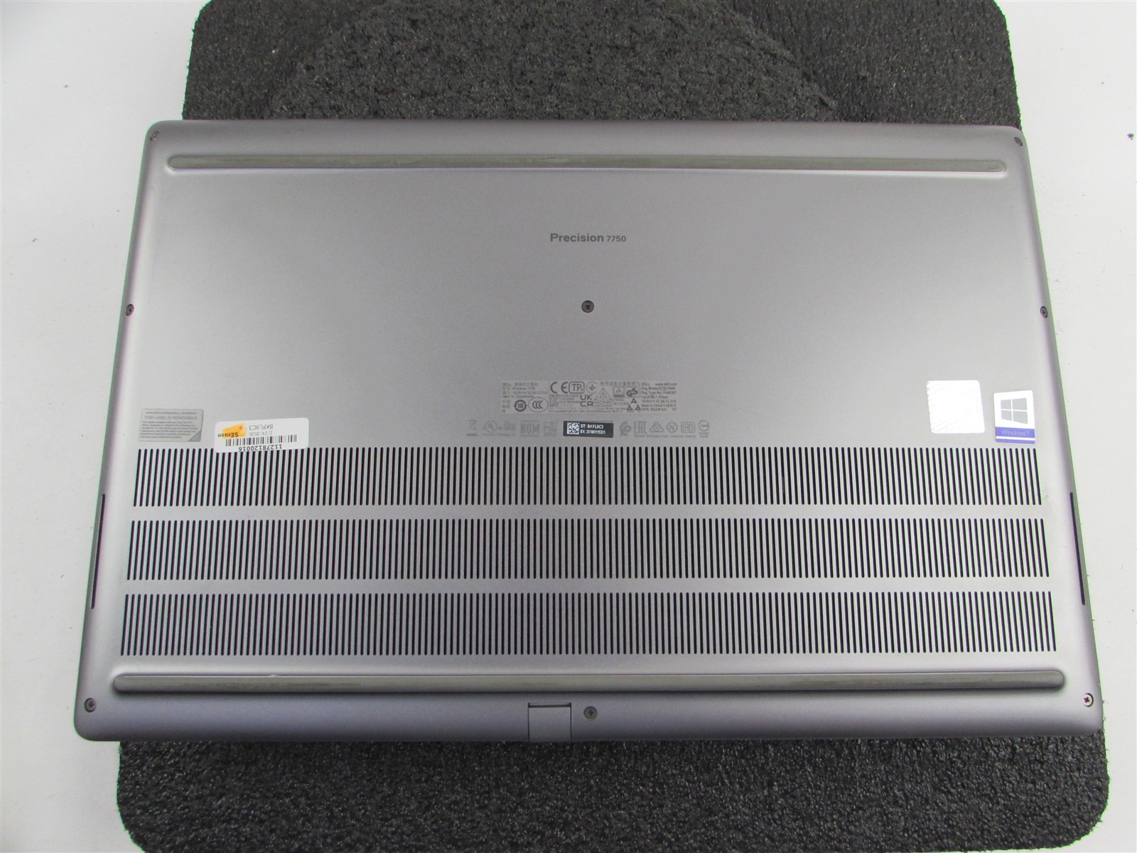 DELL PRECISION 7750 1920X1080 FHD I7-10850H 1TB 32GB RAM RTX 4000 WIN 11 PRO