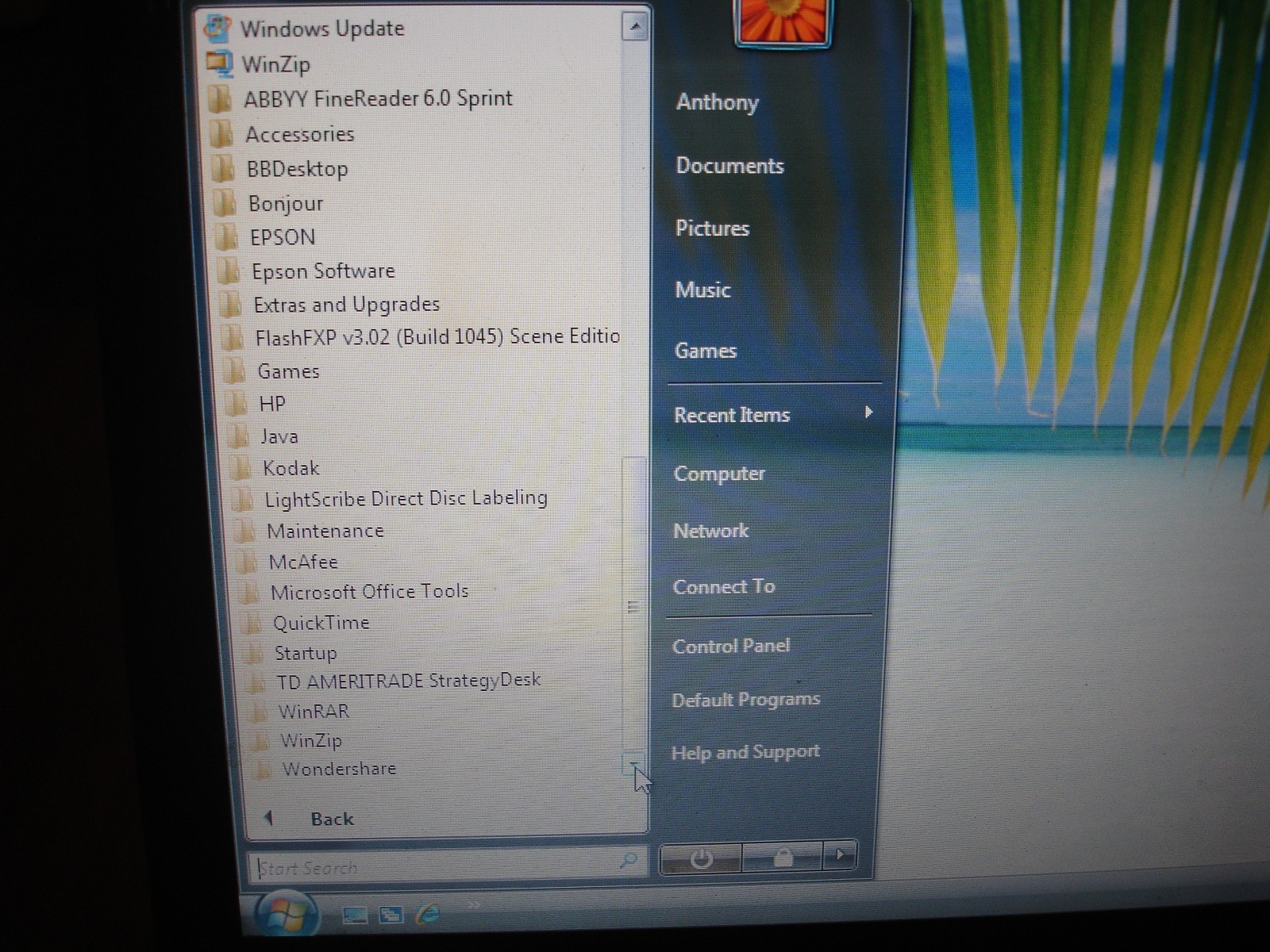 HP Pavilion DV9500 Laptop AMD Turion 64 X2 120 GB HD 2GB RAM Vista AC Adapter