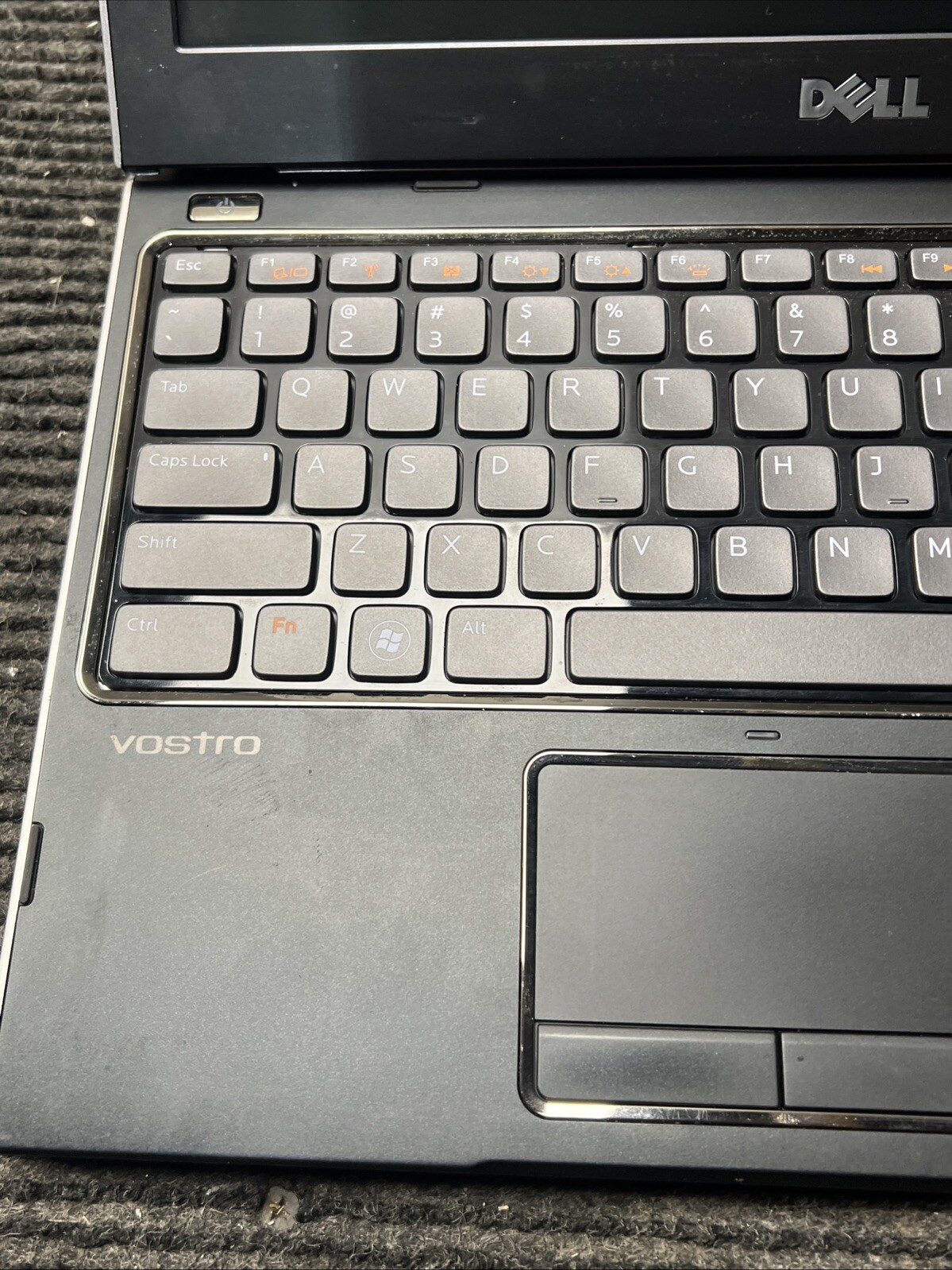 *PARTS* Dell Vostro V131 Laptop Intel i5-2450M 8GB No HDD/OS