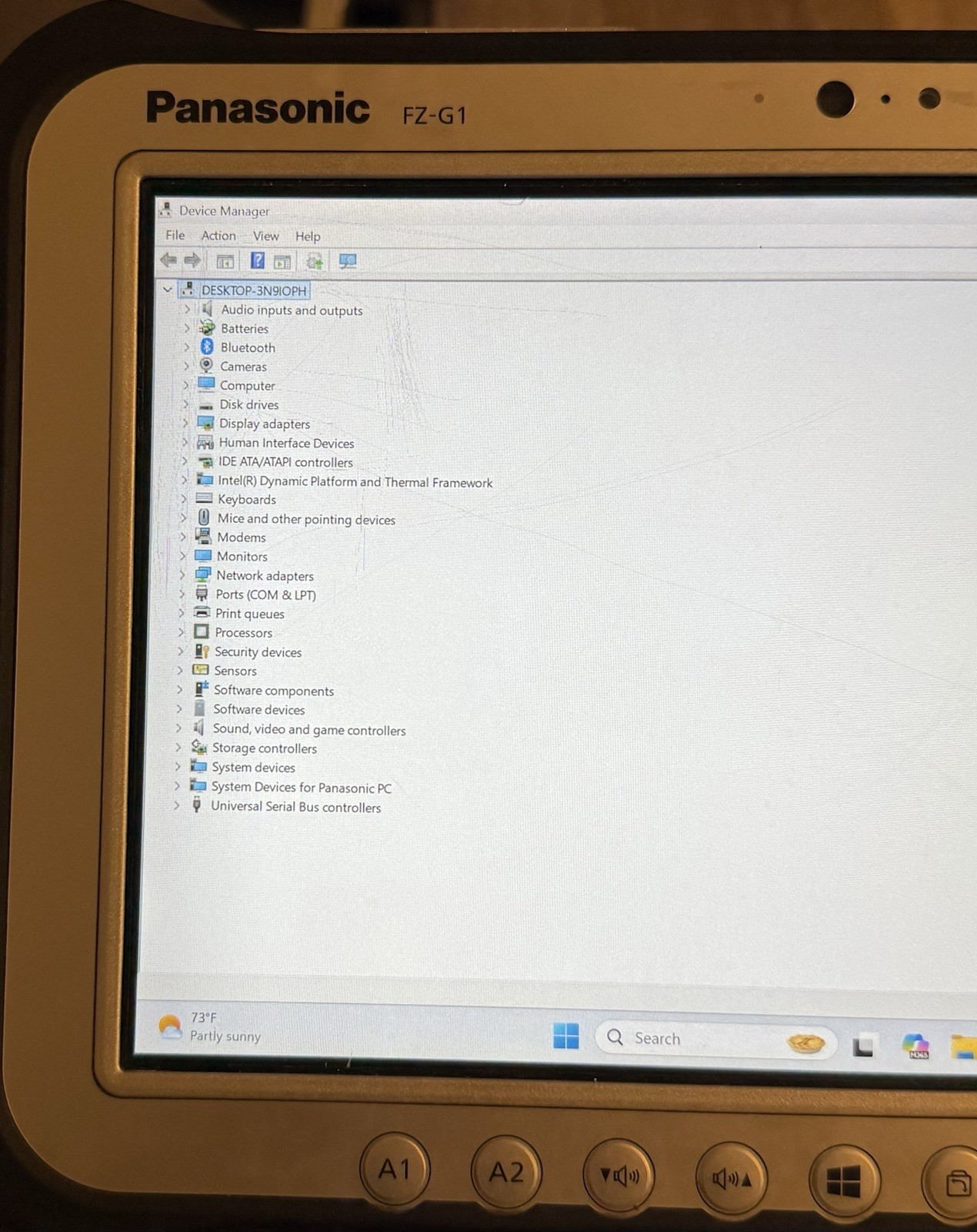 Panasonic Toughpad FZ-G1 10.1″ Core i5-5300U 8GB RAM 256gb SSD Barcode Scanner