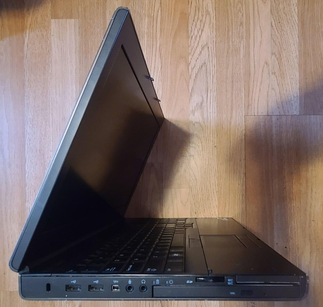 Dell Precision/M4600/15.6″LCD/CPU Quadi7-xtreme/1TB SSD/32GB RAM/2GB V.Card/B.T.