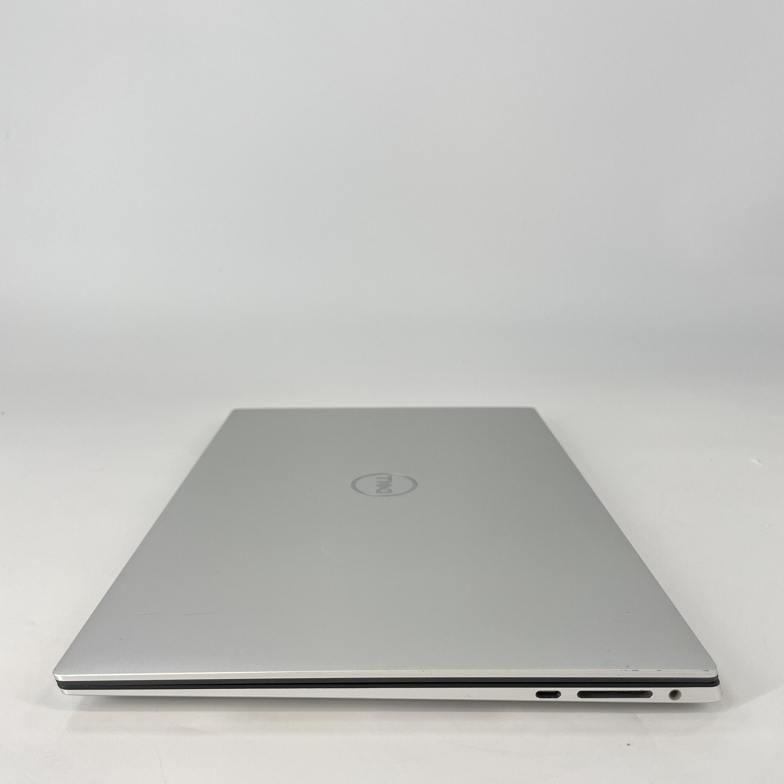 Dell XPS 15 9530 3.5K TOUCH 2.6 GHz i9-13900H 32GB 1TB SSD RTX 4060 Very Good