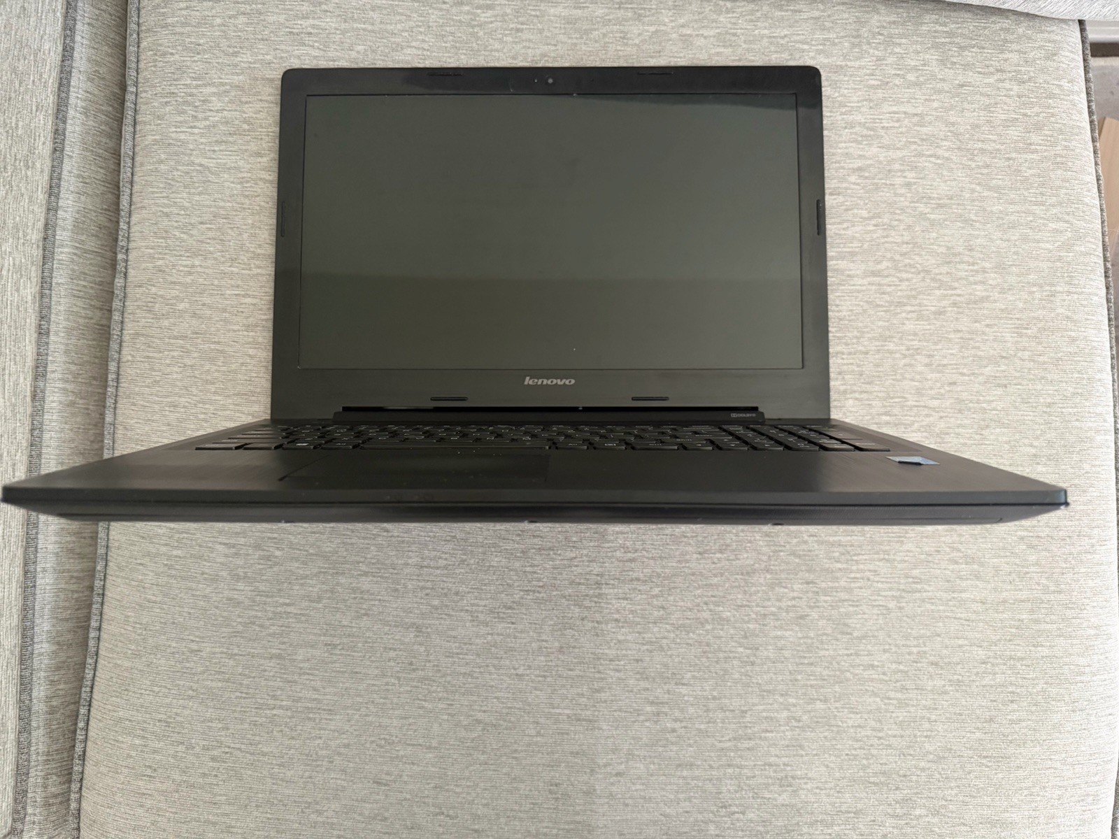 LENOVO G50-70 – FOR PARTS/REPAIR – INTEL i3 – 6 GB RAM – NO HDD – READ DESCRIP