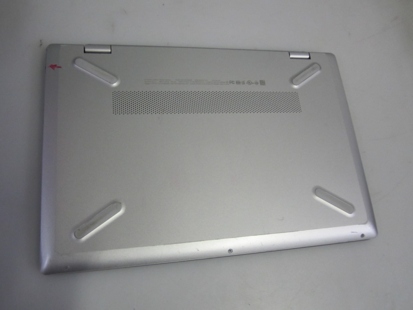 HP Pavilion 13-an0010nr i5-8265U 8GB 1.60GHZ 256GB M2SSD NO OS + AC LAPTOP READ