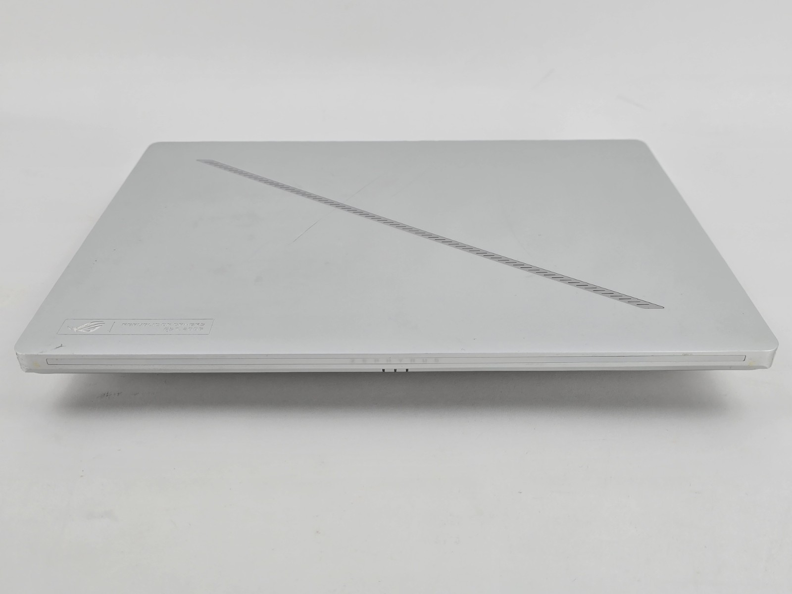 ASUS ROG Zephyrus G14 3K 120Hz OLED Ryzen 9 8945HS, 16GB/1TB, RTX 4060 – Used