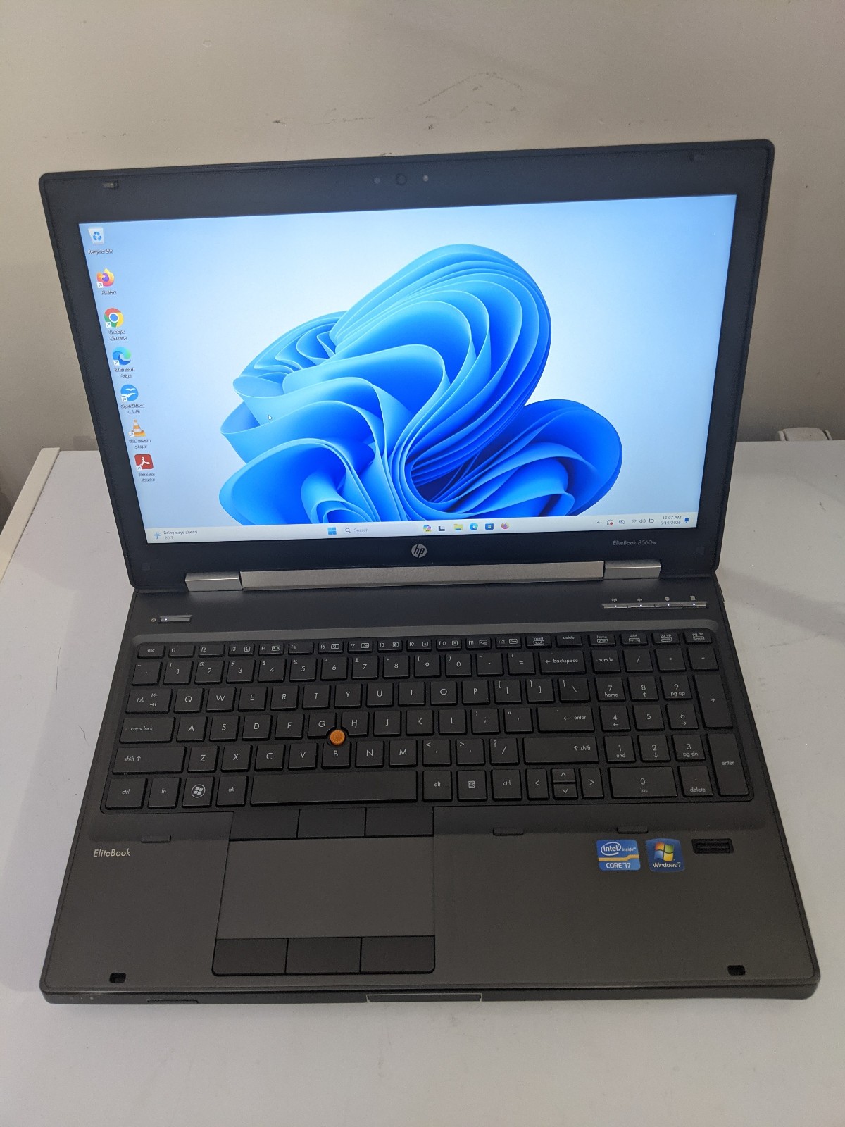 HP EliteBook 8560w 15.6” / i7- 2670QM@ 2.20GHz/ 16GB RAM/ 256GB SSD