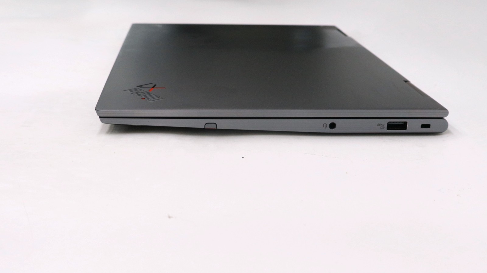 Lenovo ThinkPad X1 Yoga Gen 7 14″ i7-1265u 16GB 512GB – Very Good