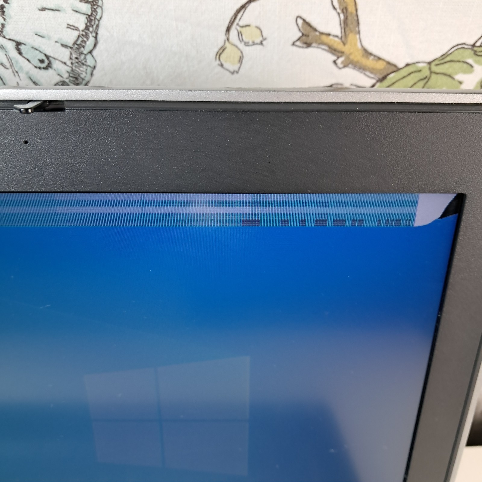 DELL LATITUDE E6420 – FOR PARTS/BAD LCD – INTEL I7 2ND GEN – 4GB RAM