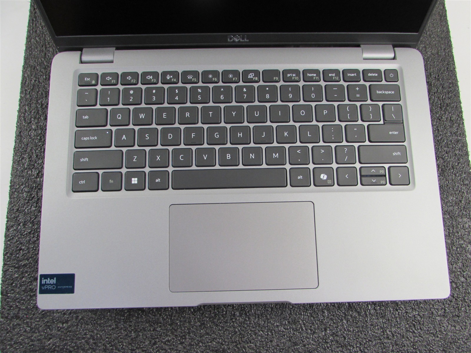 DELL LATITUDE 5450 1920X1080 FHD CORE ULTRA 5 135U 512GB SSD NO RAM NO O.S