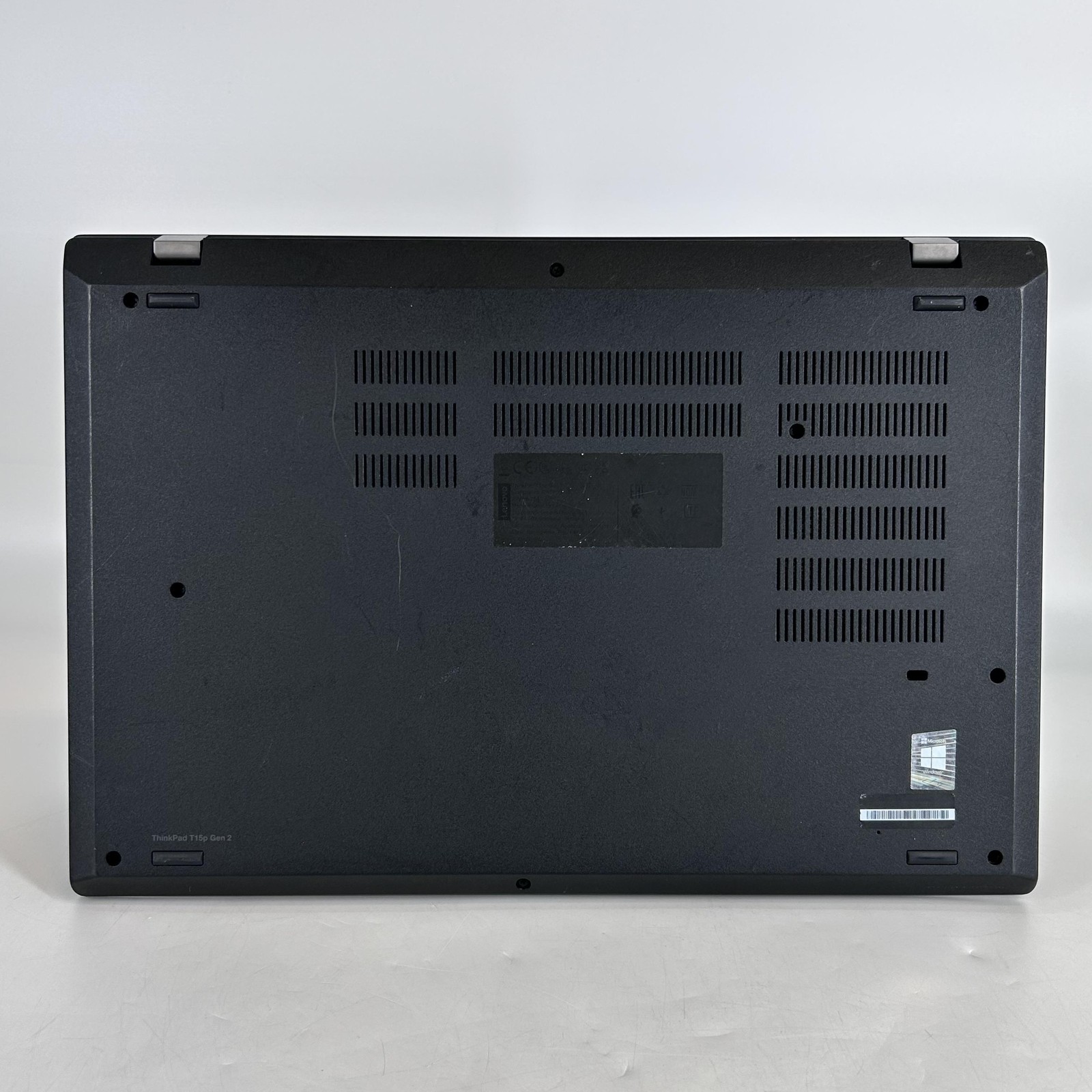 Lenovo ThinkPad T15p Gen 2 Black FHD i5-11400H 2.70GHz 16GB 512GB WHITE SPOTS
