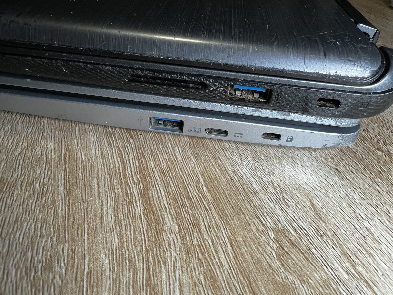 2 Acer Chromebooks Laptops ( Silver Works ) (Black Unaware If It Works (READ)