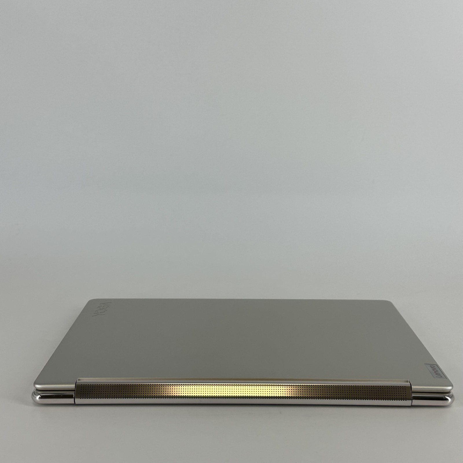 Lenovo Yoga 9i 14 Gold QHD+ TOUCH 2.1 GHz i7-1260P 16GB 512GB SSD Very Good