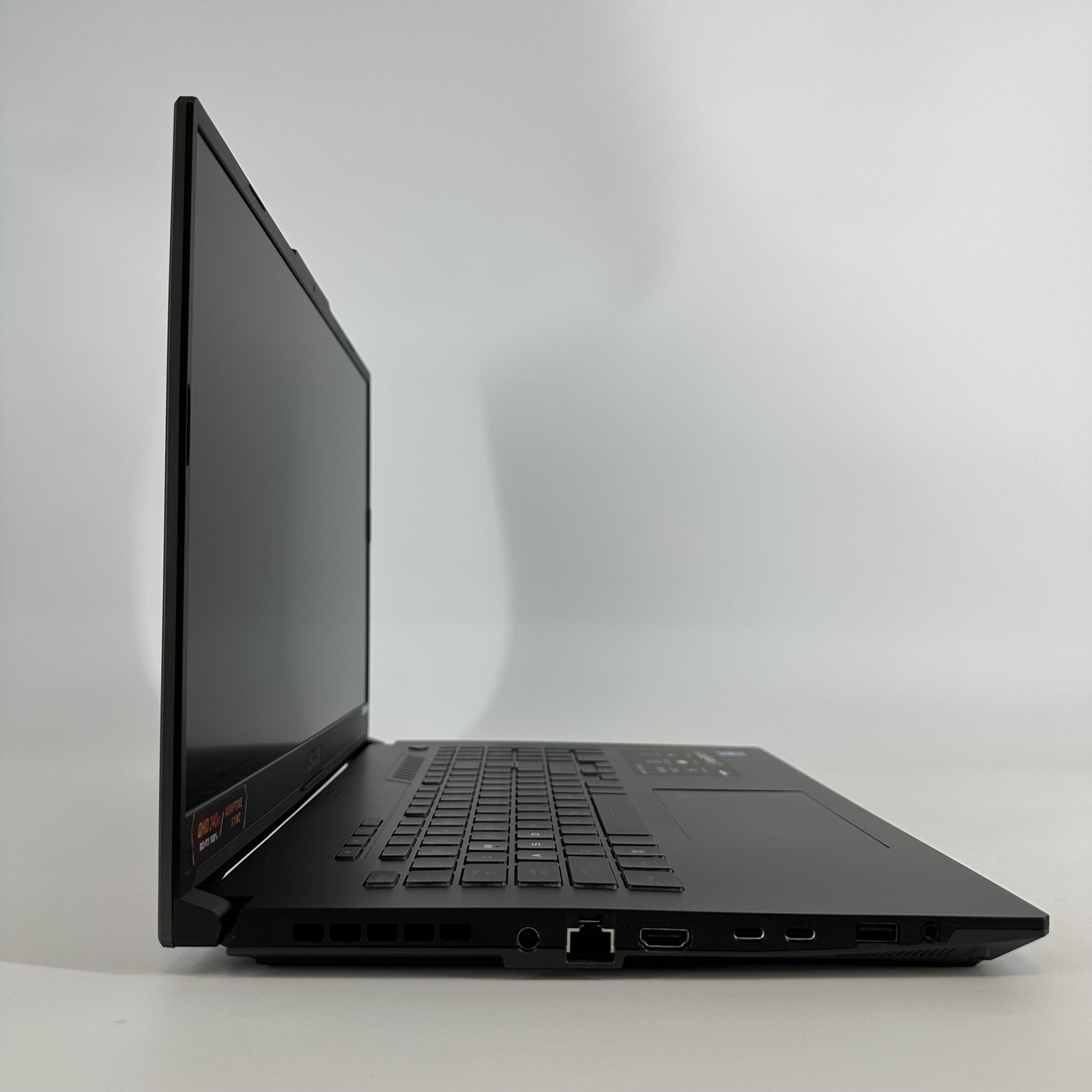Asus TUF F17 17.3 240Hz 2K 2.4 GHz i7-13620H 16GB 1TB SSD RTX 4070 Good