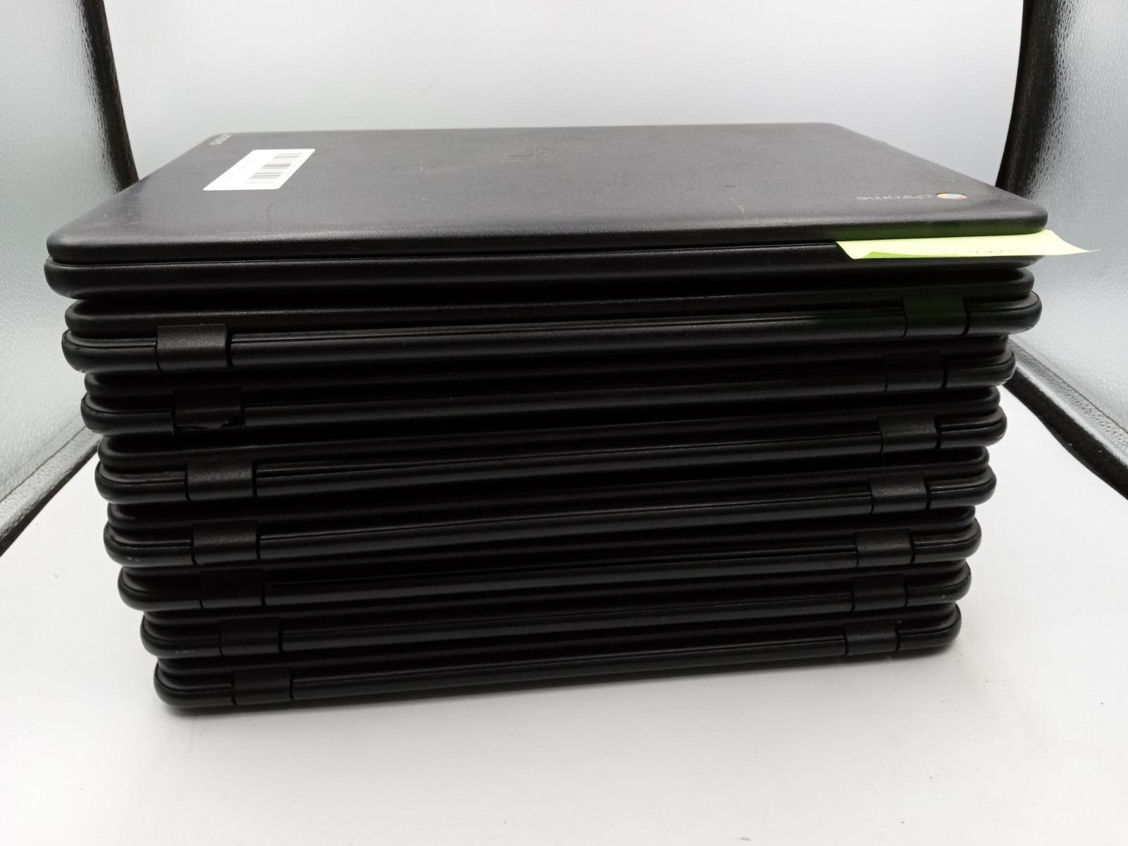 Lot of 8 – Lenovo N42-20 14″ Chromebook Laptops – FOR PARTS – VARIOUS ISSUES -RR