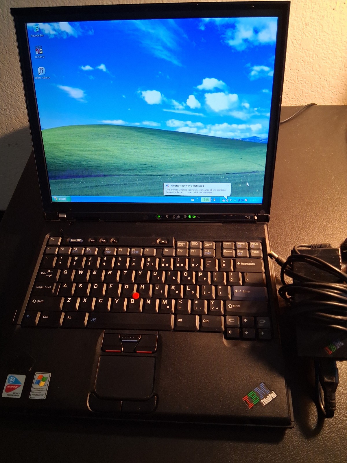 Retro IBM ThinkPad T43 Gaming Laptop 1.86Ghz 2GB RAM XP SP3