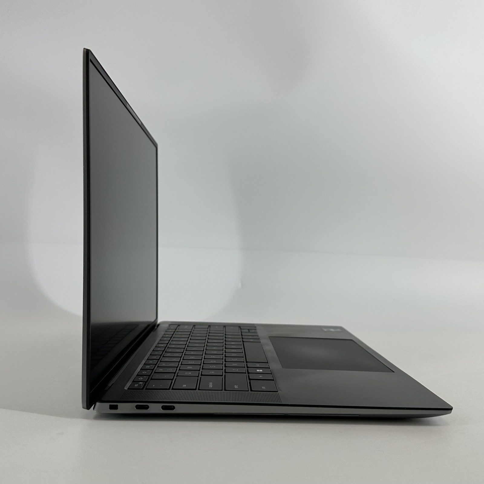 Dell Precision 5570 15.6 FHD+ 2.5 GHz i9-12900H 32GB 1TB SSD NVIDIA RTX A2000