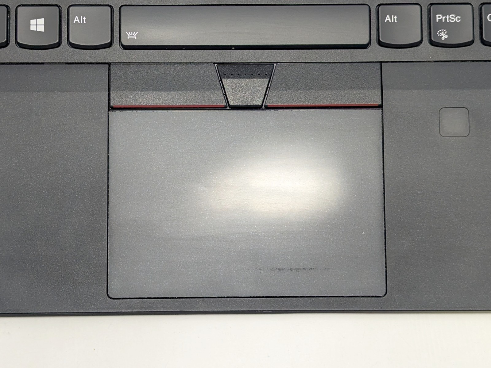 Lenovo ThinkPad T14 Gen 1 – 14″ Intel Core i5-10210U 1.6GHz 8GB RAM No OS/AC/SSD