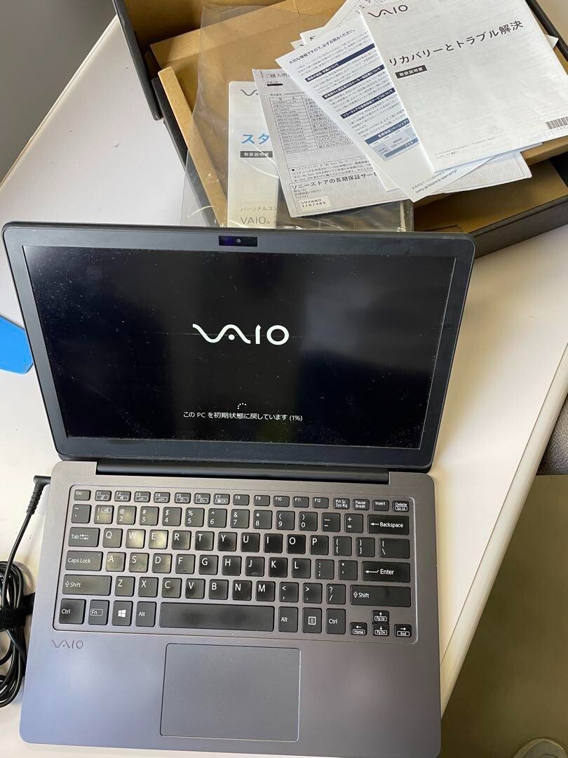 Sony Vaio Z VJZ1311BDL1B Clamshell Type Laptop PC RAM:16GB SSD:256GB i7-6567U