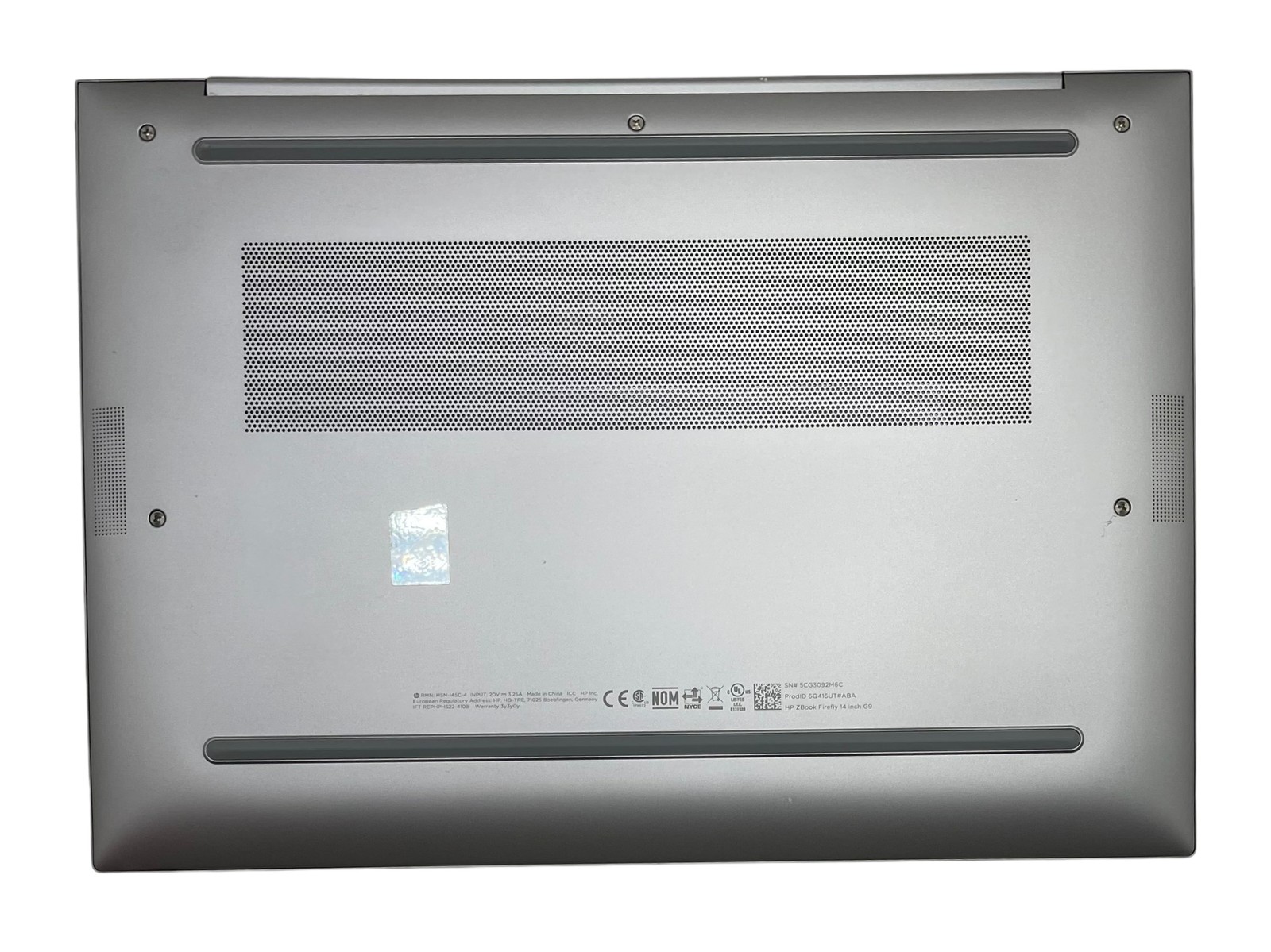 Hp ZBook Firefly G9 14″ – i7-1270P – 16GB RAM – 512GB SSD – Grade D