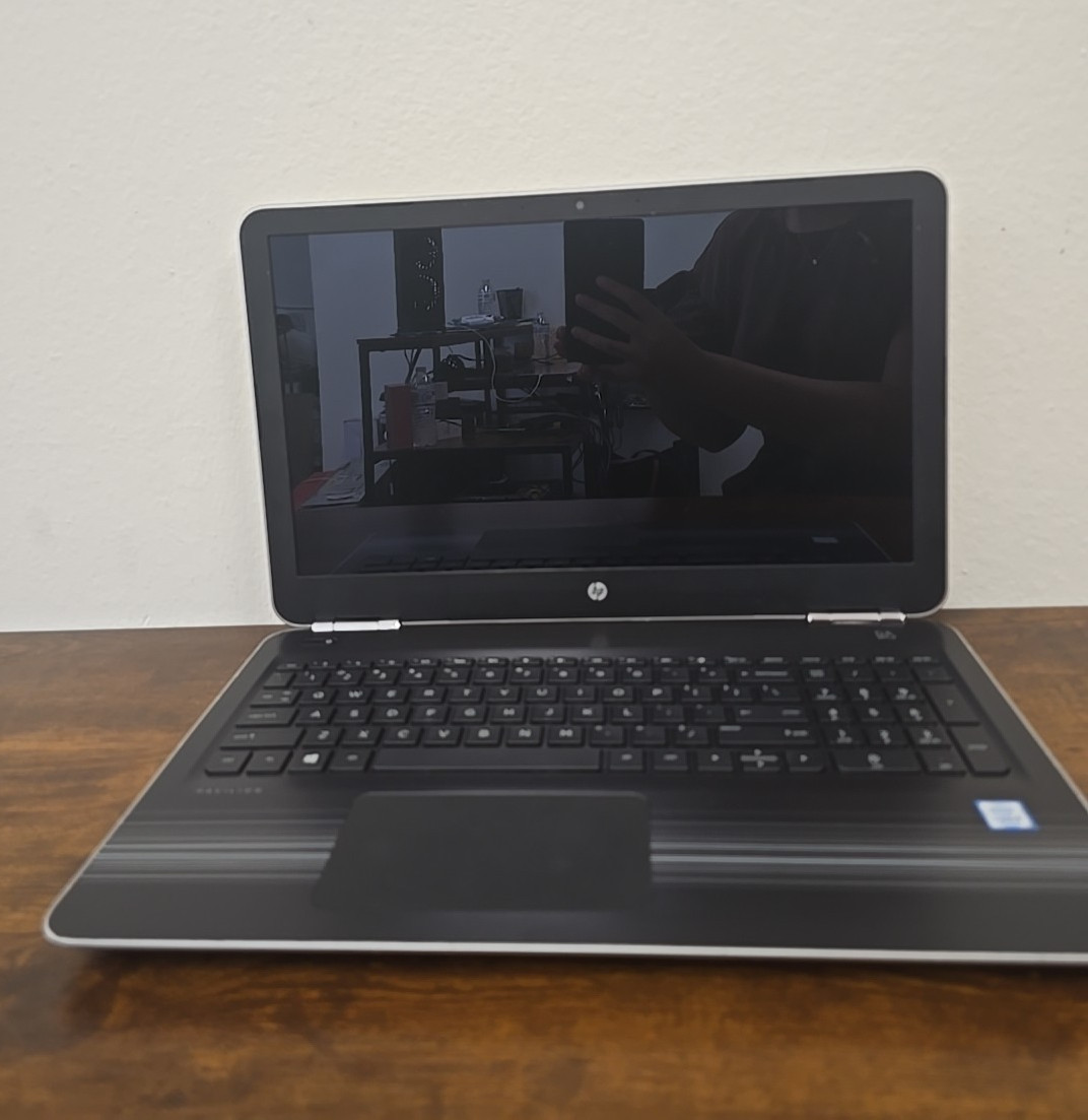 HP Pavilion 3168NGW 15.6” i5-7200U 12GB RAM – NO POWER – AS-IS Parts Only