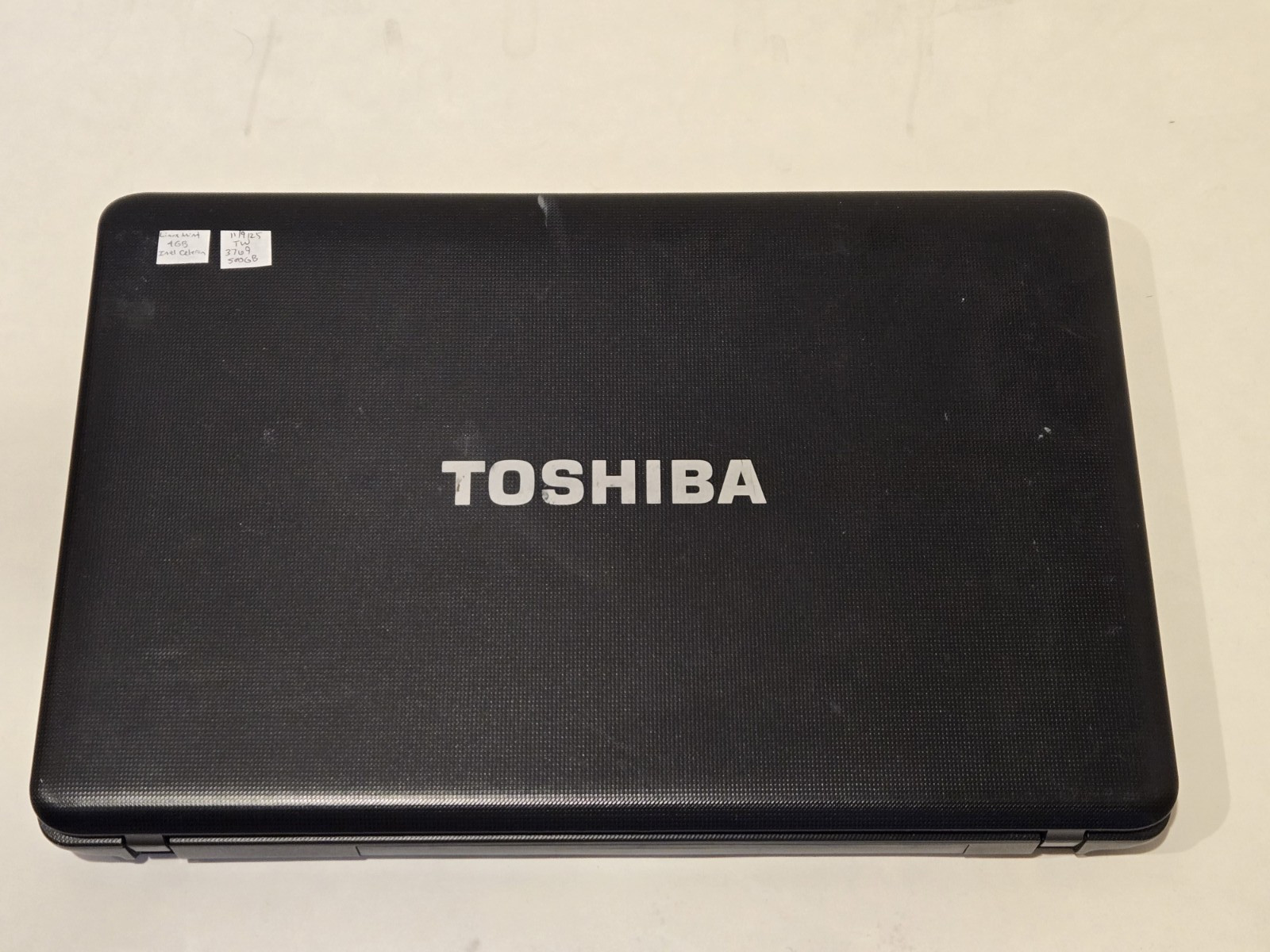 Toshiba Satellite C655-S5049 15.6″ Celeron 4GBRam 500GB Linux Mint Actual Photos