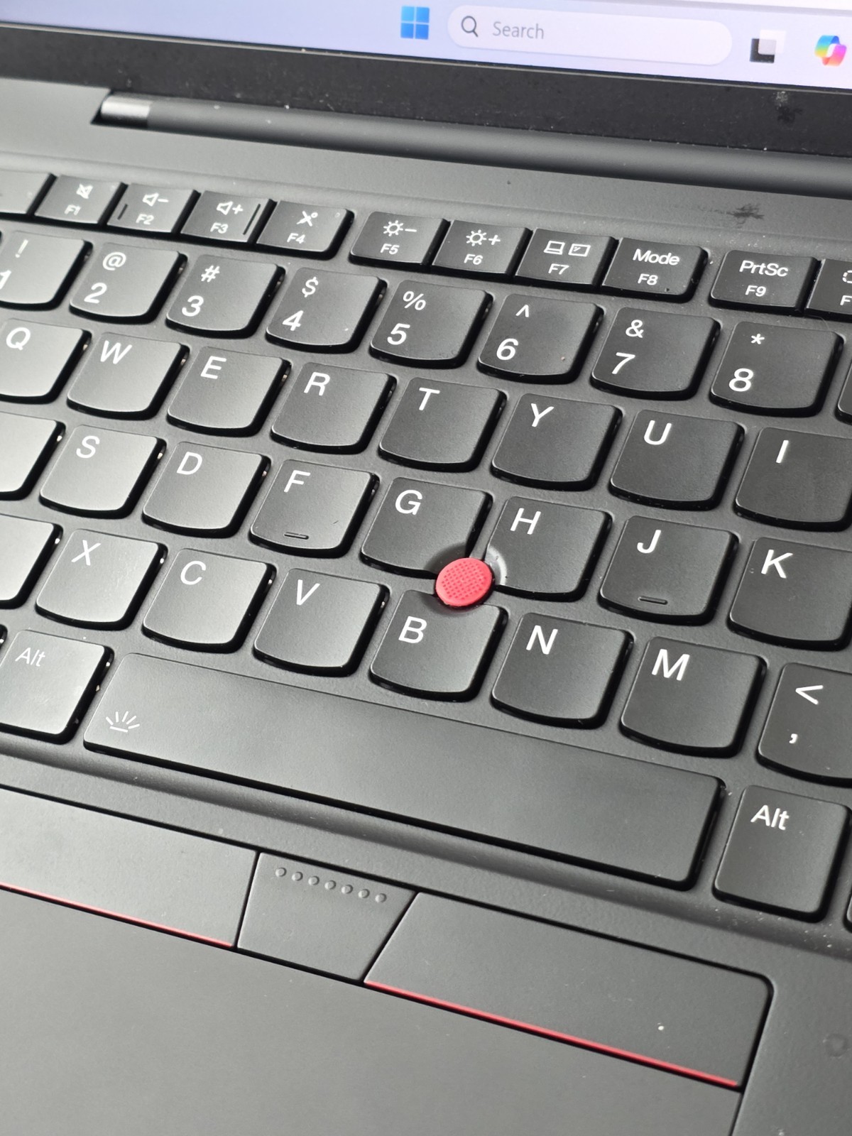 Lenovo ThinkPad X1 Carbon Gen 12, 14″ Touch Core Ultra 7 165H 32GB, 1TB 2029 WTY