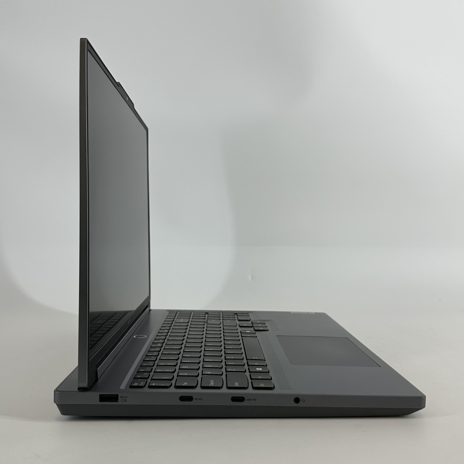 Lenovo Legion 5i Gen 9 16 165Hz QHD+ 2.2 GHz i7-14650HX 32GB 512GB SSD RTX 4070