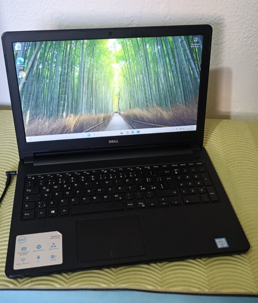 DELL inspiron 3559 15.6″ FULLHD i5-6200U 8GB 256gb SSD WIN11