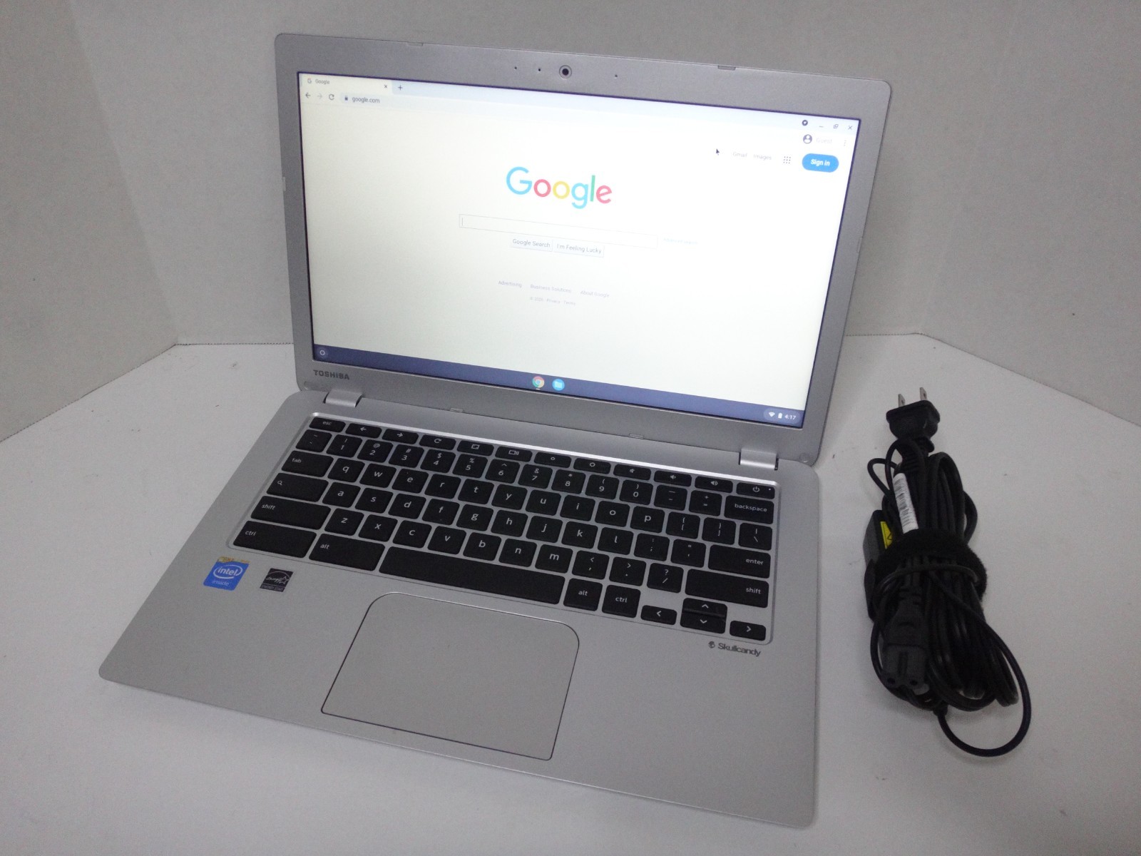 TOSHIBA Chromebook 2 CB30-B3122 PLM02U-00J008 Laptop TESTED / WORKING