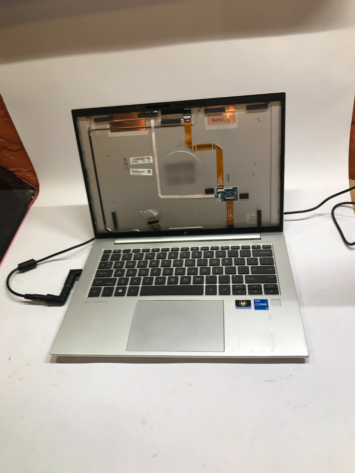 HP EliteBook 840 G9 14″ Intel Core i5 NO RAM NO SSD/OS For Parts NO SCREEN _ DW