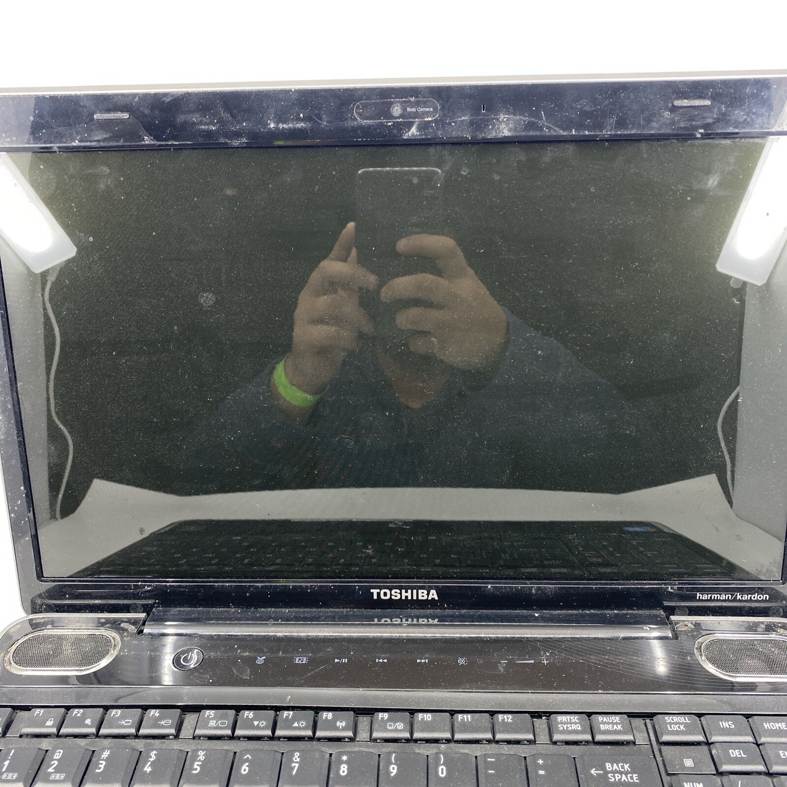 TOSHIBA SATELLITE L655-551122 INTEL I5 M460 2.53GHZ 4GB RAM **NO HD/ NO CADDIE