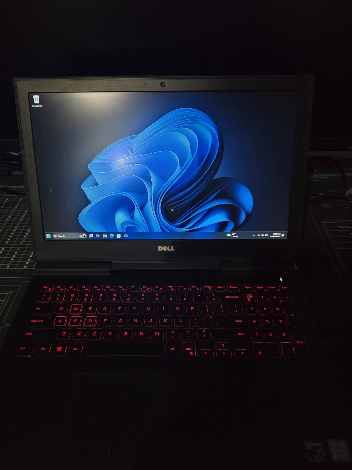 Dell Inspiron 15 Gaming 7567 – i5, 16GB/256GB GTX 1050 Ti – READ DESCRIPTION!!!
