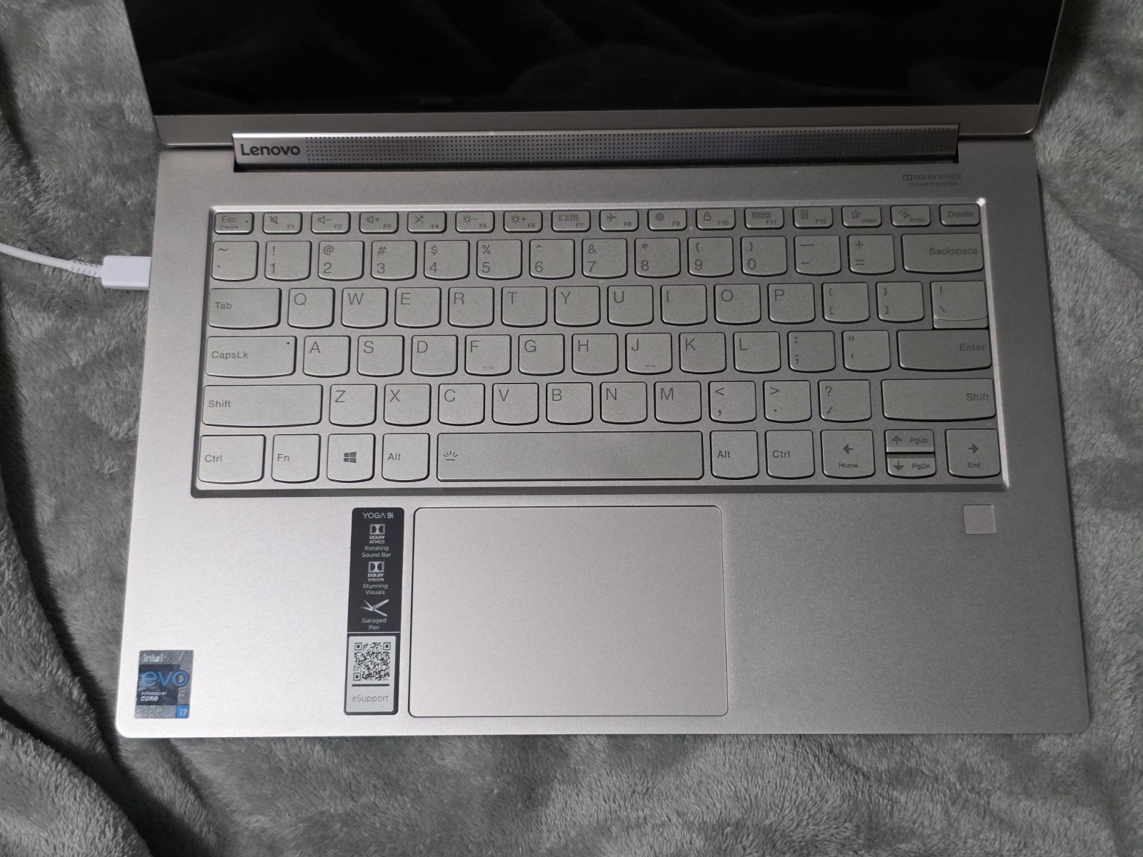 Lenovo Yoga 9i 14-inch Display, Works Excellent! Minor Scratches, Well Cared For