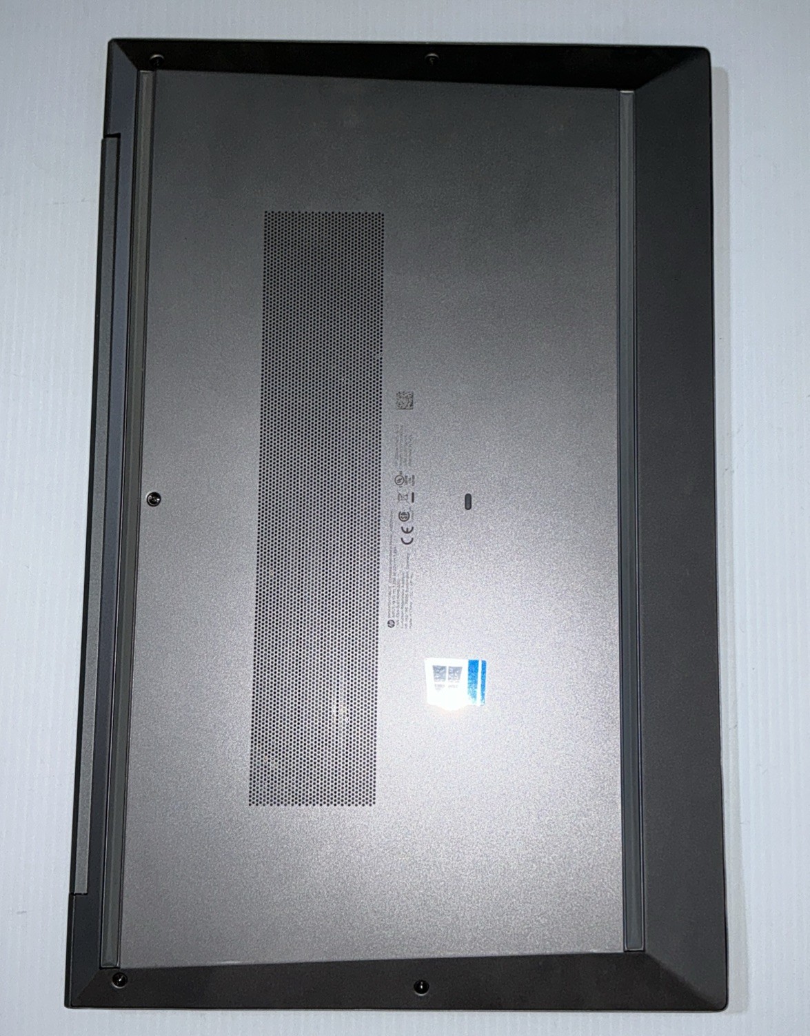 HP ZBook Firefly 15 G7 Laptop i7-10510U@1.80ghz 8GB 256GB M.2 SSD