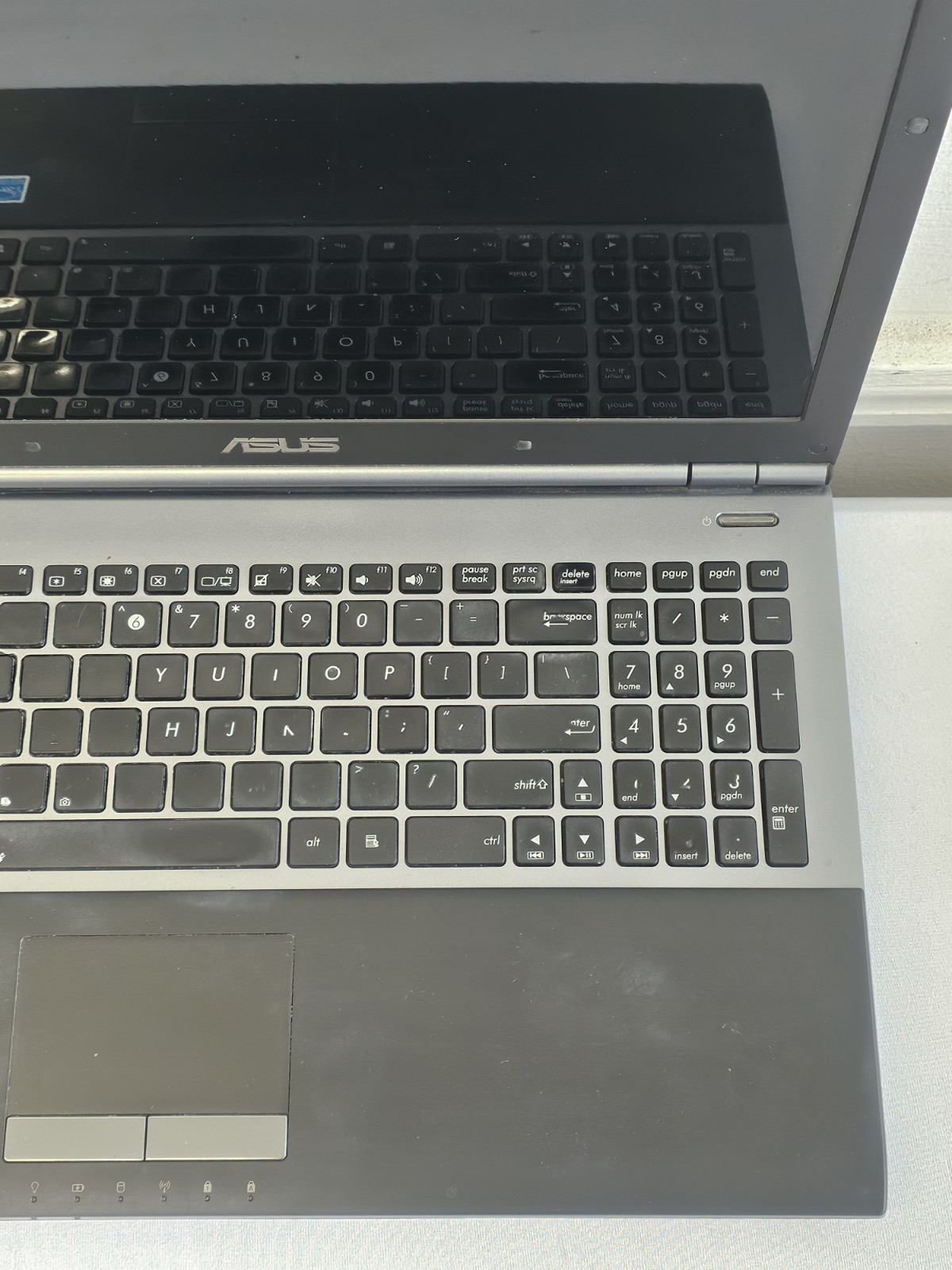 ASUS U56E Laptop – Intel i5-2410M – 6GB RAM – 640GB HDD – BAD BATT – Read Desc.