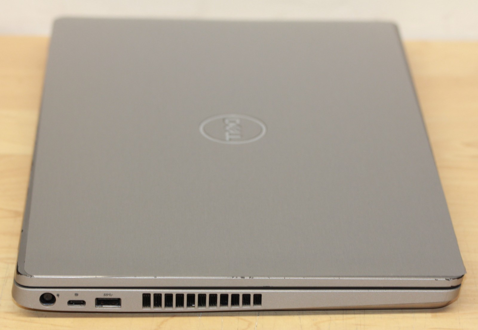Latitude 5510: 15.6 FHD, i7-10610U, 32GB, 1TB NVMe, Win 11 Pro