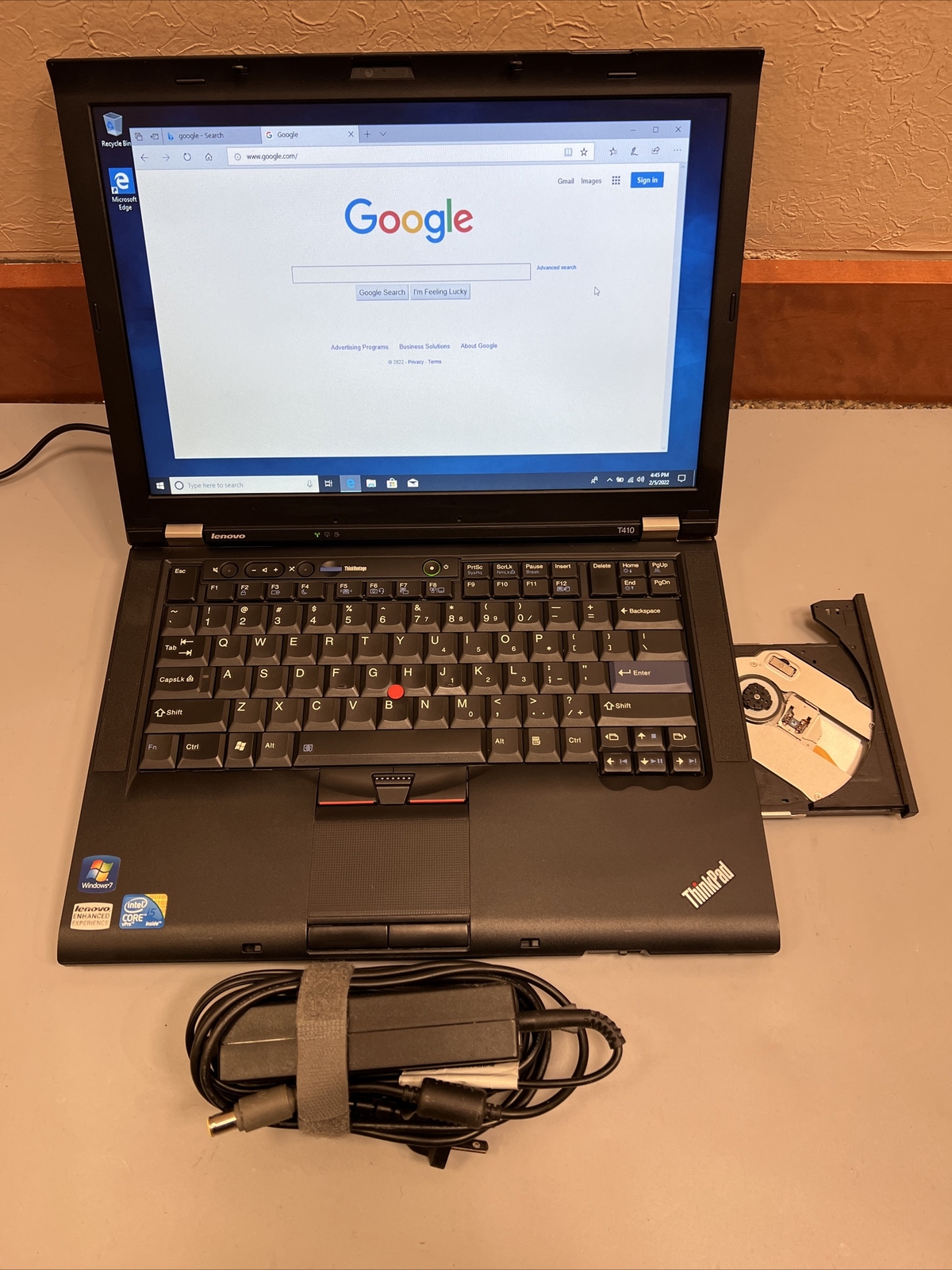 Lenovo thinkpad T410 Core i5 M 520 2.40GHz 4GB RAM 320GB HDD WEBCAM