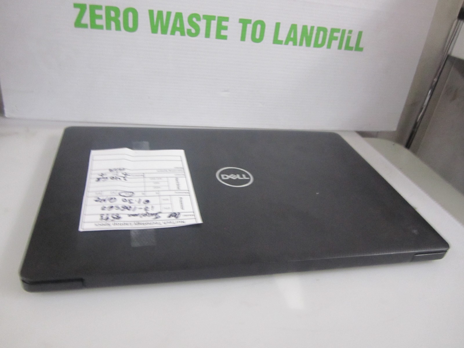 Dell Inspiron 3593 Laptop I7-1065G7 16GB 240GB M2SSD 1.30GHZ NOOS + AC